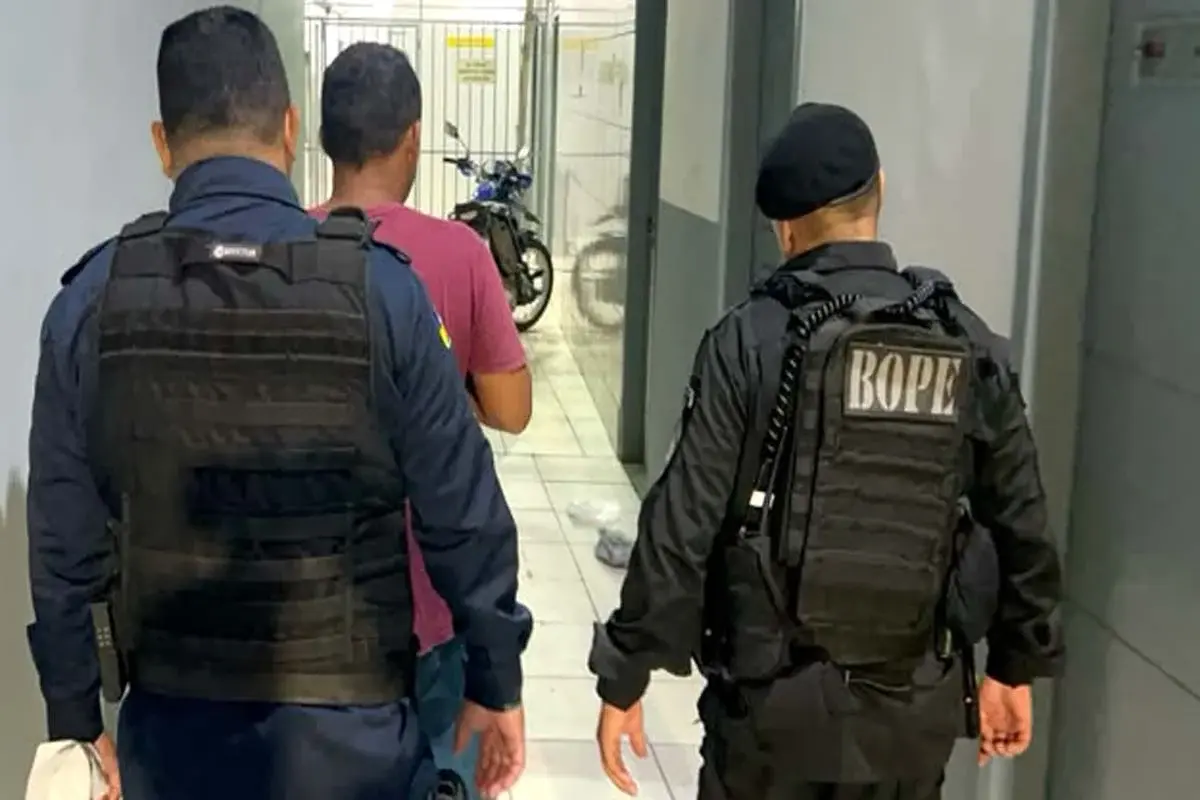 Porto Velho - Lulista é preso após atacar comerciante a facada após briga com Bolsonarista