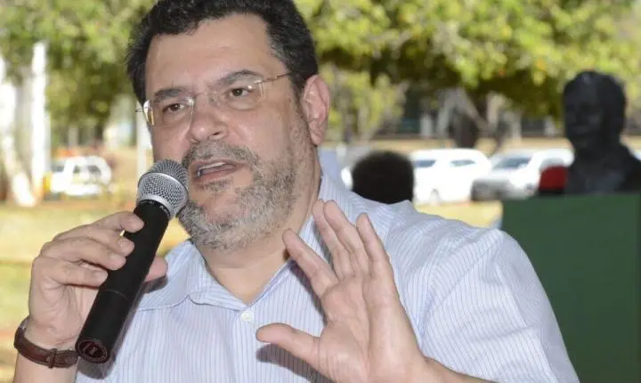 Destaque 2 - PCO diz que Flávio é perseguido em razão dos quase 60 milhões de votos