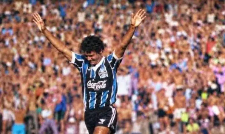 Futebol - Morre conhecido ex-jogador, ídolo do Grêmio