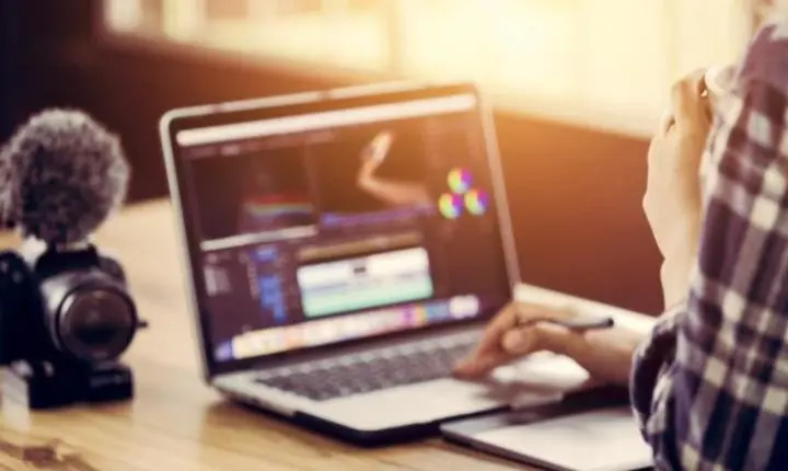  Santander X oferece mais de 60 cursos online gratuitos de IA, marketing digital, finanças e dados para PMEs 