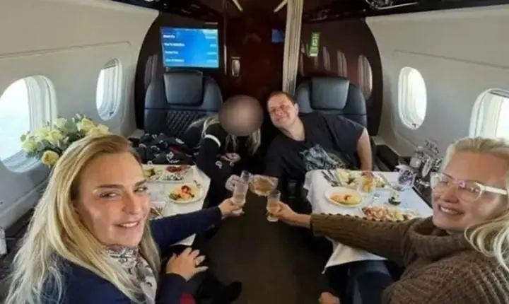 Tráfico de influência - Lulinha aparece em novas fotos com lobista em jatinho de R$100 milhões