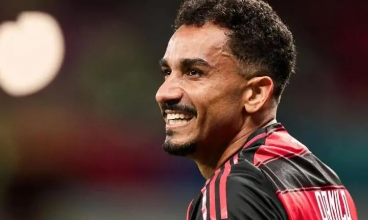 ÚLTIMA DANÇA - Danilo acerta renovação com o Flamengo até 2027 e planeja ano de despedida