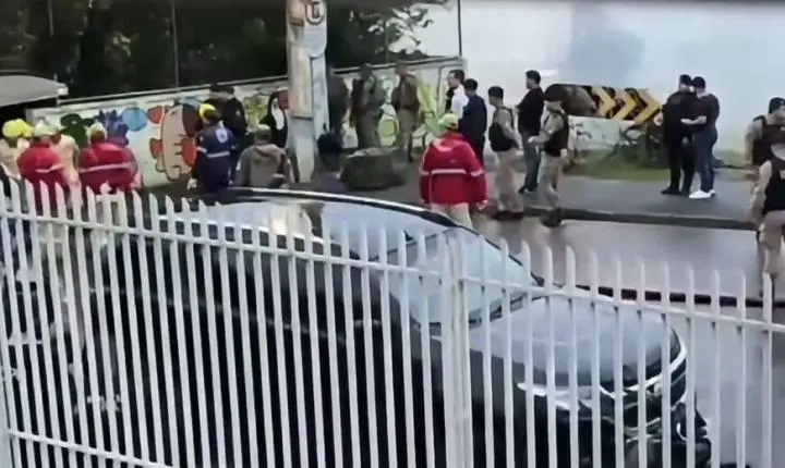 VÍDEO - TERROR EM ESCOLA Assista ao momento em que PM mata homem que invadiu escola municipal e manteve 13 crianças reféns