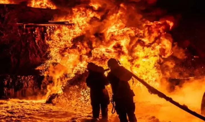 GUERRA - Ataque russo em estação de trem ucraniana deixa 14 mortos; Ucrânia lança drones contra Moscou