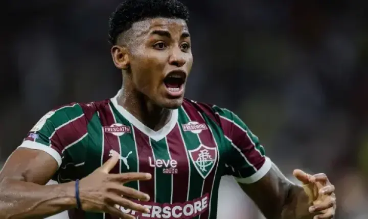 Esportes - Brasileirão: Fluminense vence o Internacional de virada no Maracanã