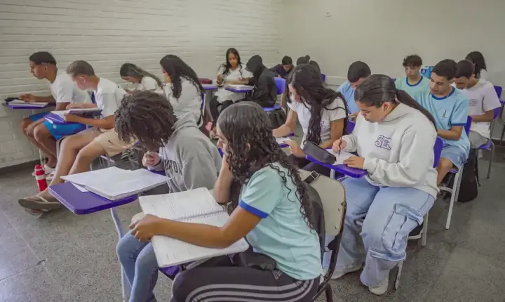Educação - Estudantes de escolas públicas querem ensino e aprendizagem melhores